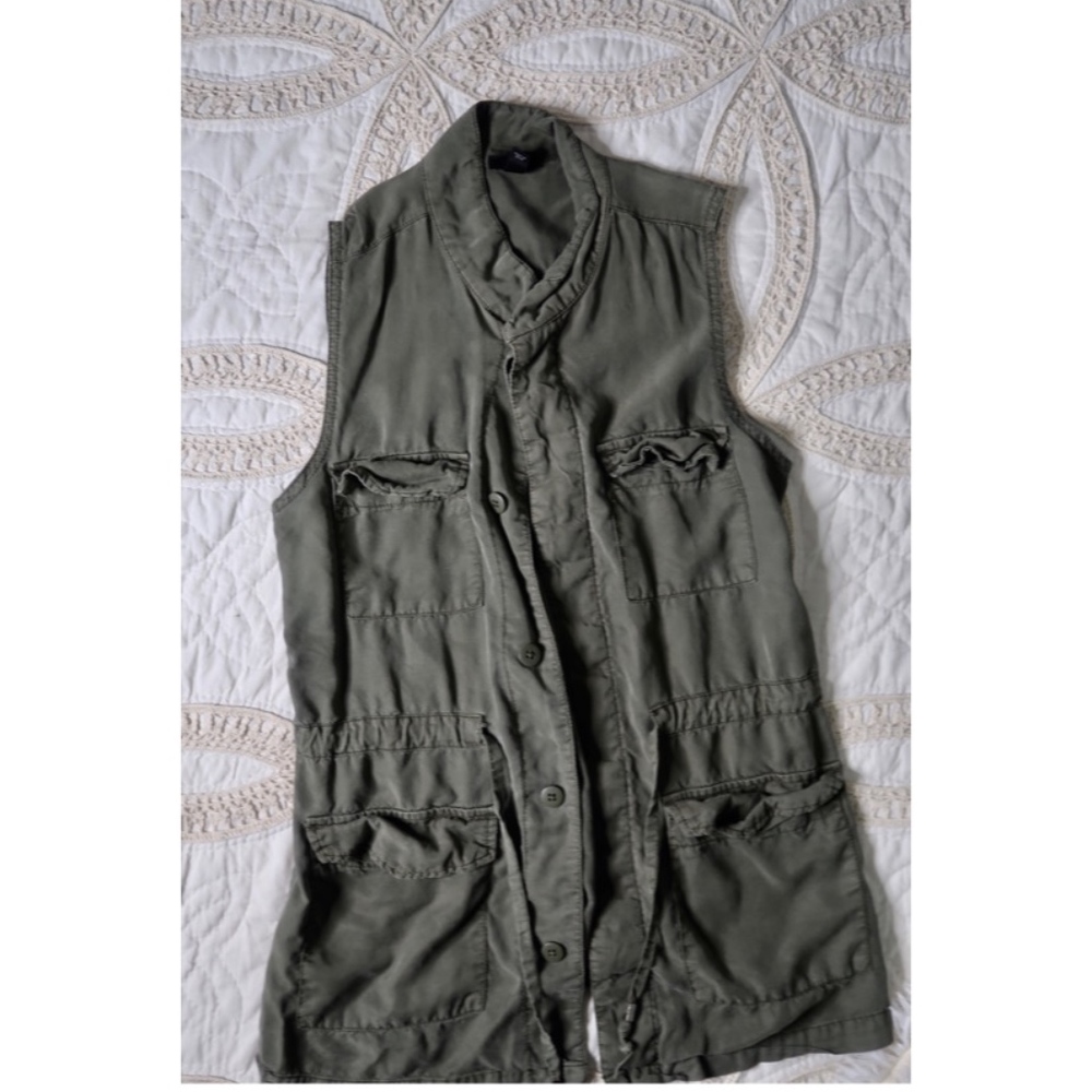 Long Army Green Vest